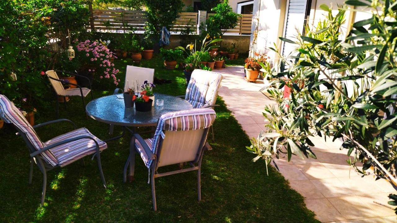 Апартаменти Xrysa'S Garden Missolonghi Екстер'єр фото